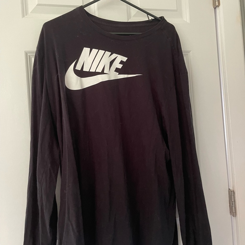 Mens Nike Long Sleeve Tee